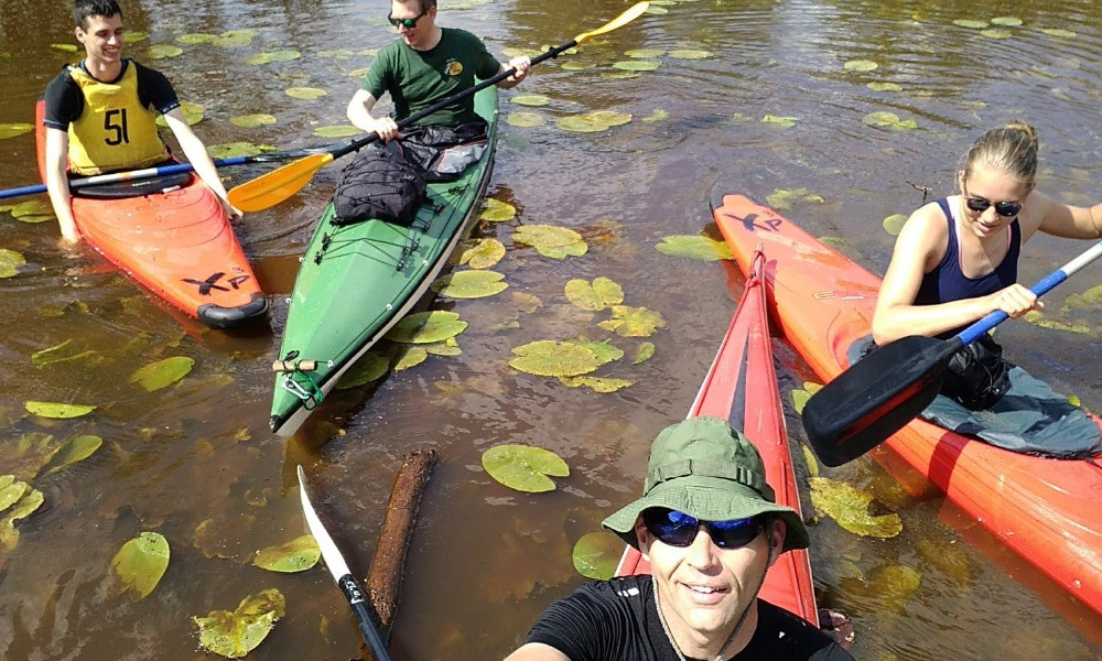 kano en kajak op de ruiten aa beek